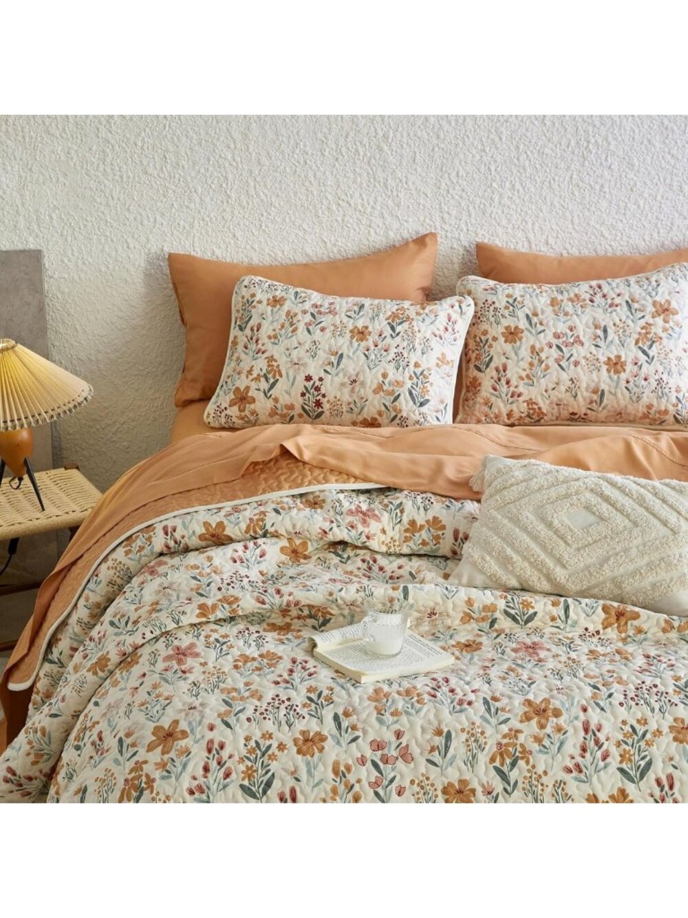 Floral Quilt Set - Reversible Lightweight Bedspread, Cottagecore Shabby Chic